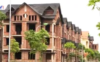 Biệt thự tiền tỉ cho thuê giá… bèo