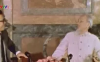 Chủ tịch Hồ Chí Minh trả lời báo chí Nhật Bản năm 1966