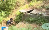 Nghịch lý người dân dùng nước bẩn bên công trình cấp nước sạch
