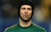 Chuyển nhượng 26/3: Chelsea sẵn lòng bán Petr Cech với giá rẻ mạt