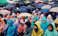 Một năm sau vụ chìm phà Sewol: Nỗi đau chưa nguôi