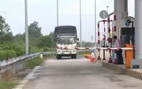 Tạm dừng đặt trạm thu phí không đủ khoảng cách 70 km