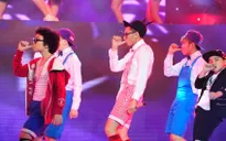 The Remix - Hòa âm ánh sáng: Isaac gây ấn tượng với "vũ điệu mút tay"