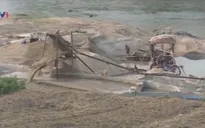 Phú Thọ: Sông Chảy sạt lở nghiêm trọng do khai thác cát