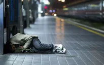 Hơn 4 triệu người Italy sống dưới mức đói nghèo