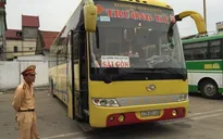 Hà Tĩnh: Xe khách quá tải không chấp hành hiệu lệnh CSGT