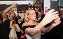 Cannes 2015 không ủng hộ việc Sao selfies trên thảm đỏ
