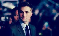 Robert Pattinson đang gặp rắc rối tiền bạc?