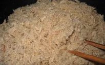 Bắt 4 tấn ruốc bẩn trộn bột mì và hóa chất