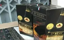 Bình Phước: Bắt giữ hơn 800 chai rượu ngoại nhập lậu