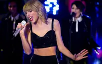 Taylor Swift lại lập kỷ lục trên Bảng xếp hạng Billboard
