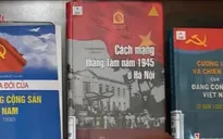 Triển lãm sách "Đất nước thống nhất"
