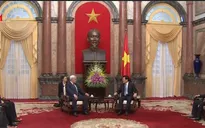 Chủ tịch nước tiếp Thống đốc thành phố Saint Petersburg, Nga