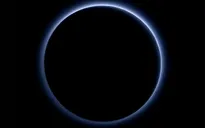 NASA công bố ảnh màu về bầu khí quyển sao Diêm Vương