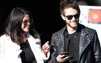 Selena Gomez đang "lơ lửng" với tình yêu mới