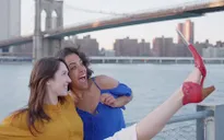 Giầy “tự sướng” Miz Mooz - Thiết bị kế nhiệm của chiếc gậy selfie