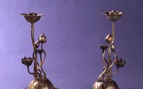 Lần đầu tiên triển lãm sen trên cổ vật