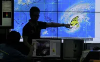 Philippines hoãn nhiều chuyến bay do bão Koppu