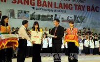 Nhiều tân sinh viên vượt khó vùng Tây Bắc nhận học bổng Tiếp sức đến trường