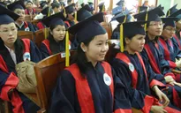 TP.HCM trao học bổng “Tiếp sức đến trường” cho sinh viên nghèo