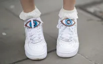 Ngắm những đôi giày độc đáo tại London Fashion Week