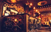 Quán bar độc đáo như trong phim viễn tưởng