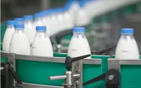 Ngành sản xuất sữa Estonia bên bờ vực sụp đổ
