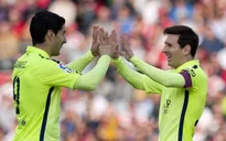 “Song sát” Messi – Suarez giúp Barca thắng dễ Granada