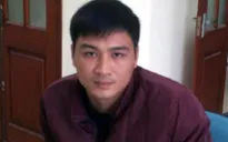 Tài xế xe tải kéo lê CSGT ra đầu thú