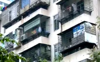 Hà Nội: Chung cư tái định cư cũng có... "chuồng cọp" cơi nới
