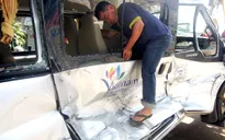 Đồng Nai: Xe khách va chạm với xe bồn, 12 người bị thương