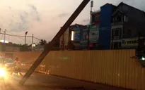 Phê bình Trưởng Ban Quản lý đường sắt đô thị Hà Nội sau vụ thanh sắt rơi