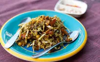 Đến Myanmar thưởng thức món salad trà nổi tiếng