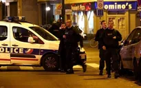 Tấn công khủng bố đẫm máu ở Paris Pháp: Súng AK-47 ở đâu ra?