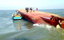 Vụ chìm tàu trên sông Soài Rạp: Đã tiếp cận được vị trí tàu Hoàng Phúc 18 bị chìm