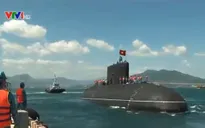 Tàu ngầm Kilo 184 Hải Phòng cập cảng Cam Ranh