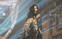 Thanh Lam đẹp mặn mà trên sân khấu chương trình Tết 365
