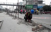 Hà Nội tháo dỡ rào chắn đường sai quy định