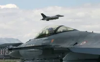 Mỹ, Thổ Nhĩ Kỳ mở chiến dịch không kích toàn diện vào Syria