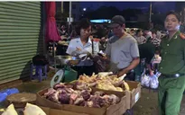 Hà Nội: Nhiều sạp hàng bán nội tạng không rõ nguồn gốc