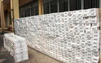 Đột kích bắt vụ buôn thuốc lá lậu tại Long An