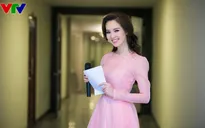 Á hậu Thụy Vân xinh đẹp lộng lẫy trong đêm nhạc Phú Quang