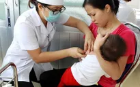 Hơn 2.500 trẻ đã được tiêm vaccine Quinvaxem tại điểm tiêm dịch vụ