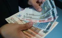 Hy Lạp: Nhiều địa điểm chỉ chấp nhận thanh toán bằng tiền mặt