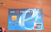 Bắt người nước ngoài dùng thẻ tín dụng giả mua hàng