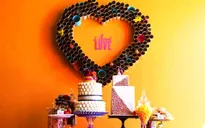 Những tác phẩm cực lạ từ… lõi giấy toilet