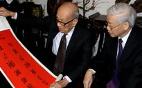 Tổng Bí thư Nguyễn Phú Trọng thăm, chúc Tết Giáo sư Vũ Khiêu