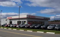 Toyota dẫn đầu doanh số bán ô tô toàn cầu