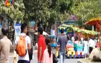 TP.HCM: Không khí các điểm vui chơi ngày đầu Xuân Ất Mùi