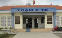 Trạm y tế tại Bến Tre bỏ không vì chờ thủ tục